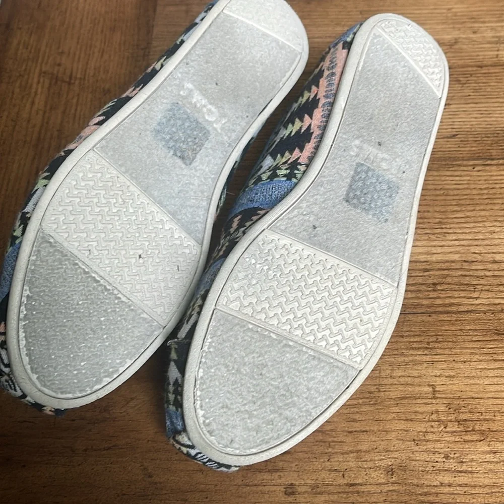 Tom’s size 9 | Aztec design